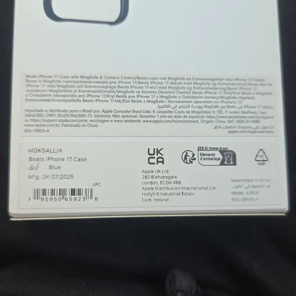 NEW IPhone17 Blue Case with MagSafe & Camera Control by Beats